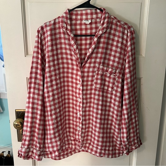 Piglet in Bed Linen Pajama Set - Picture 3 of 8